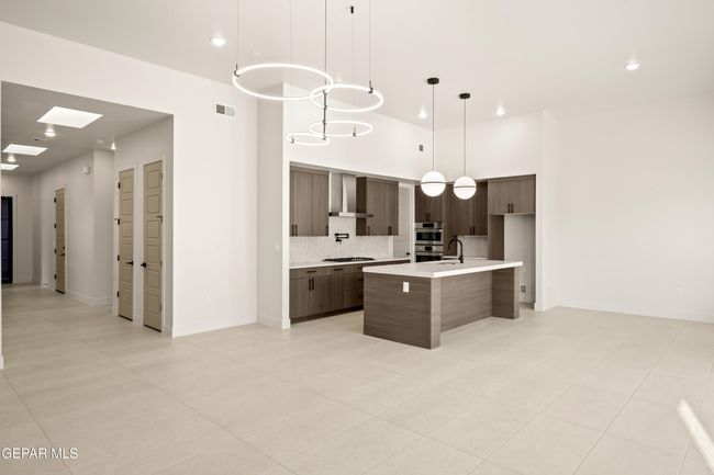 Entertainment Space | Image 9