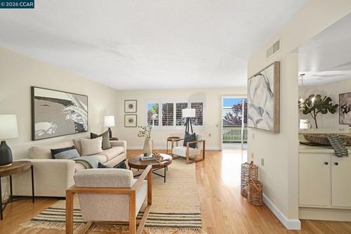 1305 Singingwood Ct #8, Walnut Creek, CA, 94595 | Card Image