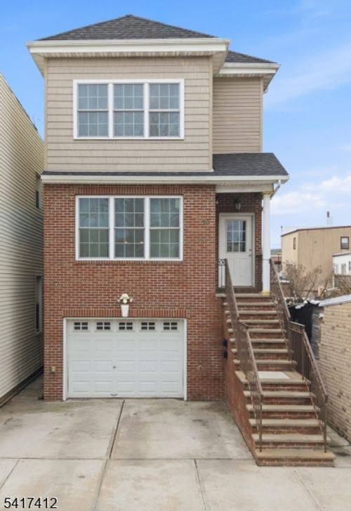 10 Mechanic St, Bayonne, NJ, 07002-4514 | Card Image