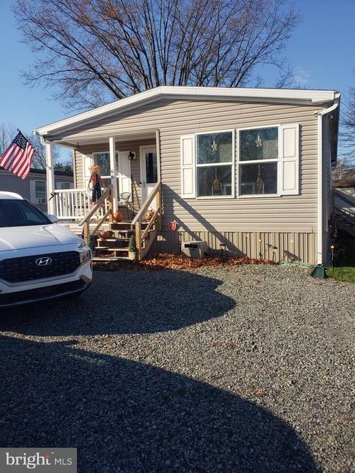 66 Cedar Dr, QUAKERTOWN, PA, 18951 | Card Image