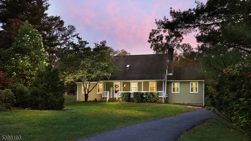 21 Harlingen Rd, BELLE MEAD, NJ, 08502-5302 | Card Image