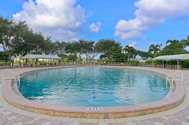 107 Sheffield E, Condo with 1 bedrooms, 2 bathrooms and null parking in West Palm Beach FL | Image 58