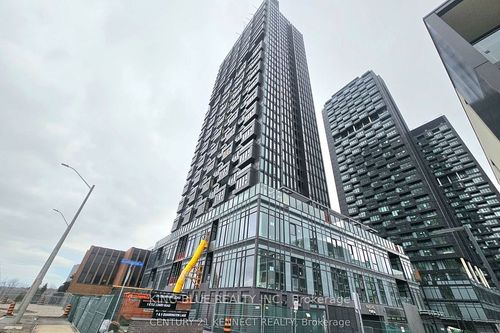 5 Quarrington Lane, North York, ON, M3C0S5 | Card Image