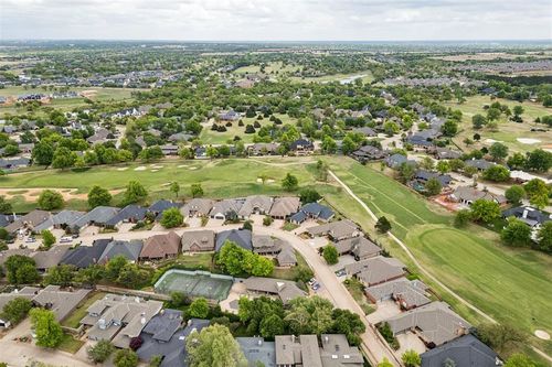 5912 Chestnut Court, Edmond, OK, 73025 | Card Image