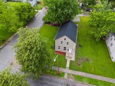 1905 Antoinette Street, Home with 4 bedrooms, 3 bathrooms and null parking in Fort Wayne IN | Image 2