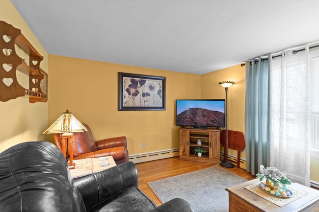 12 Sunset Dr, House other with 5 bedrooms, 2 bathrooms and null parking in Somersworth NH | Image 25
