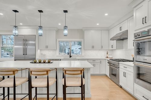 383 Marrett Rd, Lexington, MA, 02421-7910 | Card Image