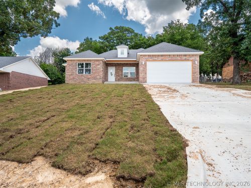 2002 Whippoorwill, McAlester, OK, 74501 | Card Image
