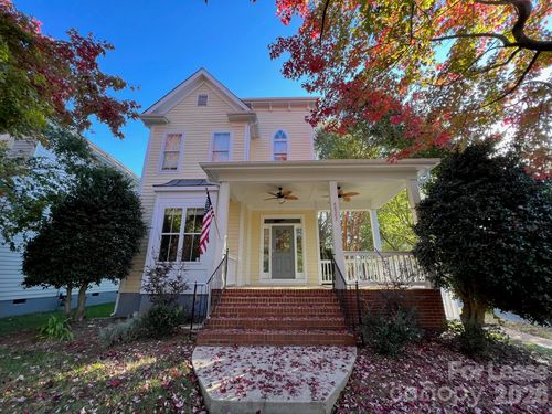 8523 Lindholm Dr, Huntersville, NC, 28078-4823 | Card Image