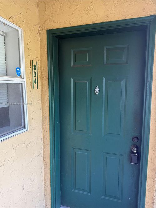 apt-834-833 Riverside Dr, Coral Springs, FL, 33071-7602 | Card Image