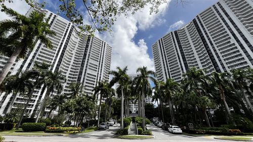 1202-21150 Point Pl, Aventura, FL, 33180 | Card Image