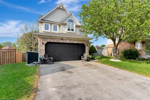 49 Small Crt, Cambridge, ON, N1R8M3 | Card Image