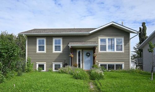 3113 47 Avenue, Athabasca, AB, T9S1N2 | Card Image