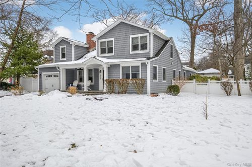 535 Brooklyn Blvd, Brightwaters, NY, 11718-1003 | Card Image