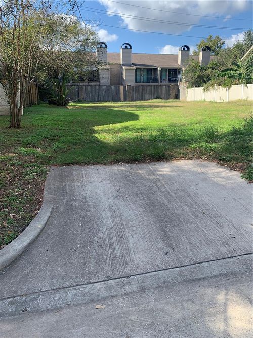 1307 Moorwick Ln, Houston, TX, 77043-4540 | Card Image