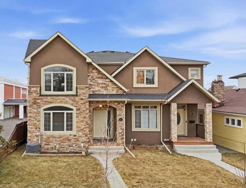 110 26 Ave Ne, Calgary, AB, T2E1Y7 | Card Image