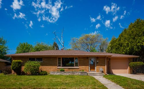 2710 S 17th St, Sheboygan, WI, 53081-6607 | Card Image