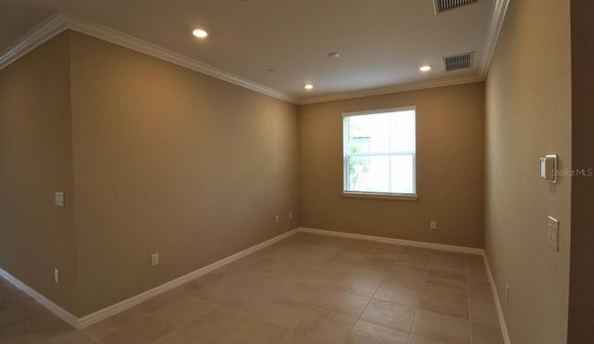 Dining Area/Flex Space | Image 10