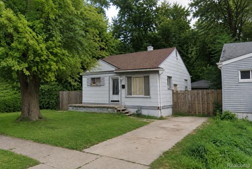 16192 Fenton St, Detroit, MI, 48219-3632 | Card Image