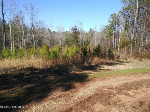 1 E Hemp St, Robbins, NC, 27325 | Card Image