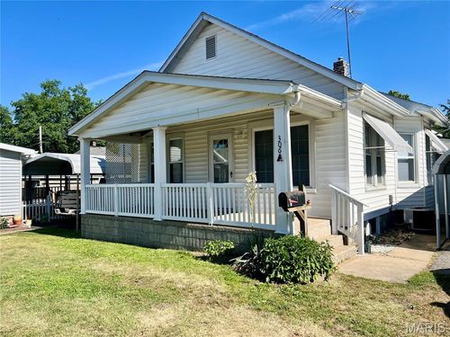 a-306 E Main St, East Alton, IL, 62024-1289 | Card Image