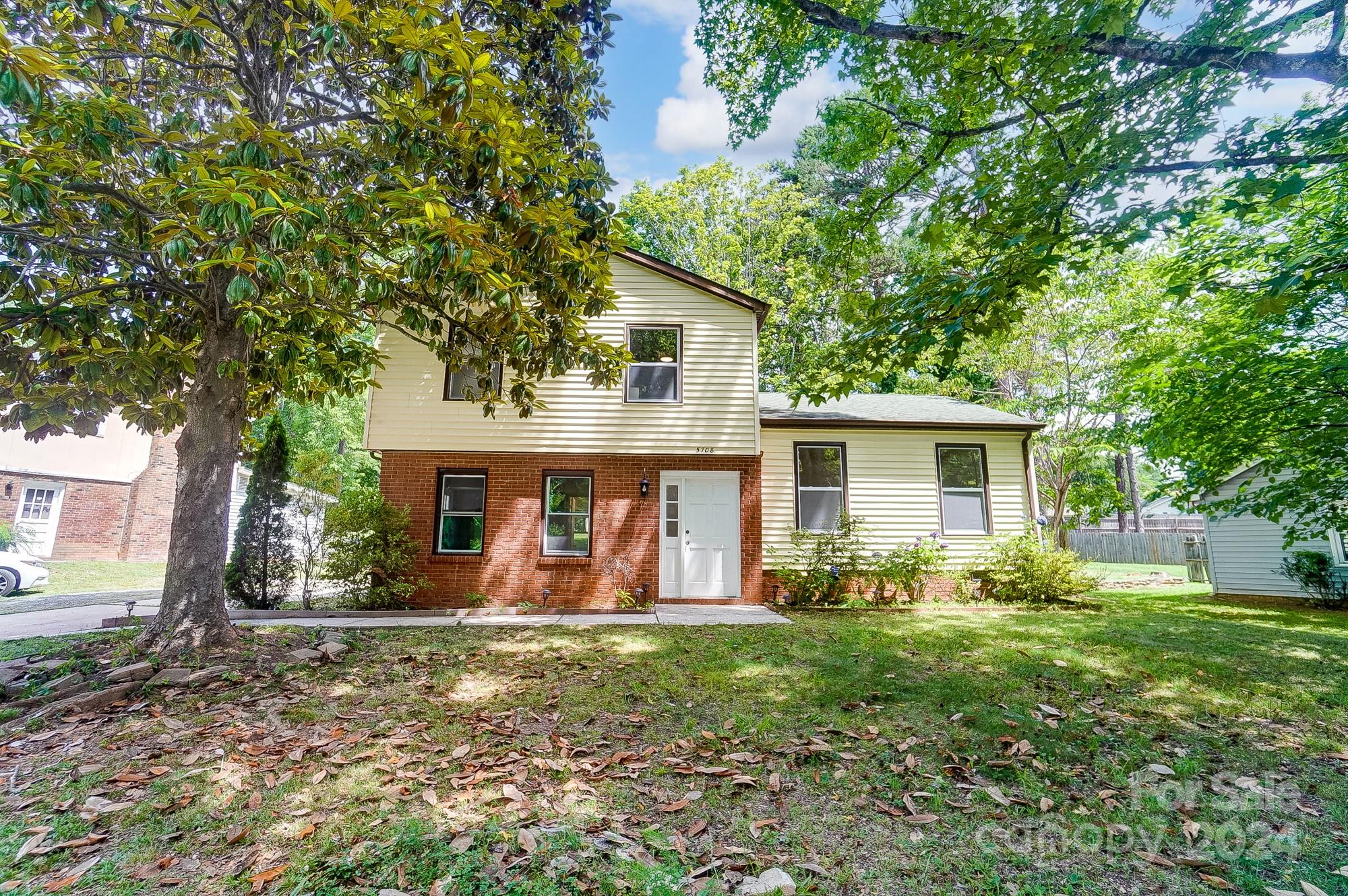 Lawrence Orr Rd, Charlotte, NC 28212
