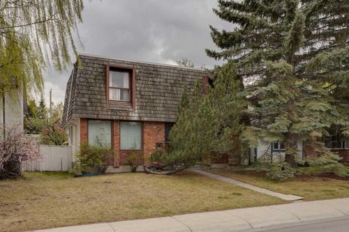 139 Silver Brook Road Nw, Calgary, AB, T3B3H9 | Card Image