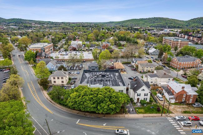 APT-1 - 820 E High St, Condo with 1 bedrooms, 1 bathrooms and null parking in CHARLOTTESVILLE VA | Image 31