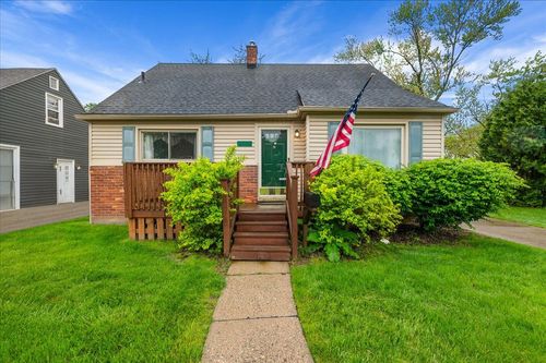 2947 Catalpa Dr, Berkley, MI, 48072-1201 | Card Image