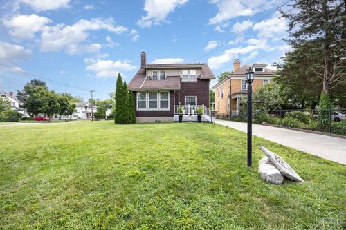 4528 Circle Ave, Cincinnati, OH, 45232-1810 | Card Image