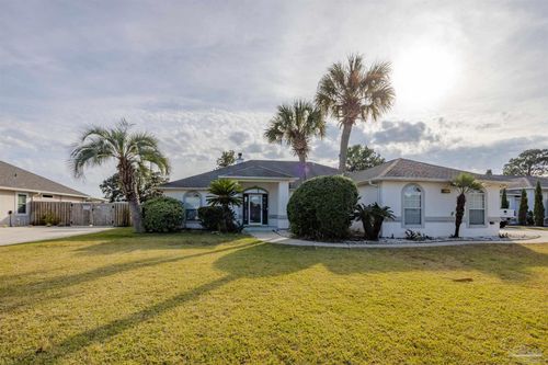 213 Clear Lake Dr, Pensacola, FL, 32507-8126 | Card Image