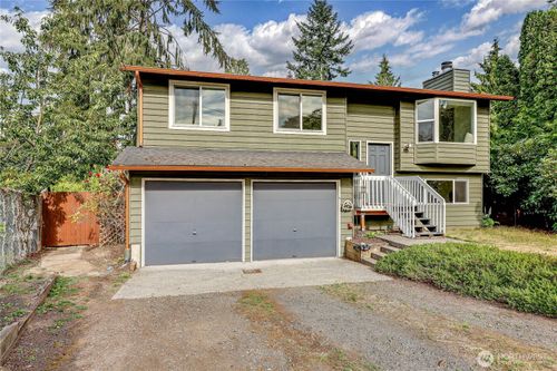 1816 Agate Ct Nw, Poulsbo, WA, 98370-9505 | Card Image