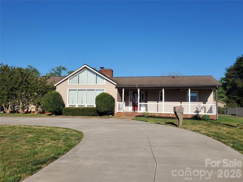 137-140-208 S Greenbriar Rd, Statesville, NC, 28625-4718 | Card Image