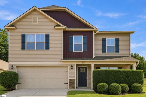 300 Videre Woods Ct, Piedmont, SC, 29673-5617 | Card Image