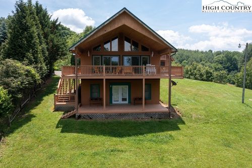 40 Yuri Ln, Piney Creek, NC, 28663-9055 | Card Image