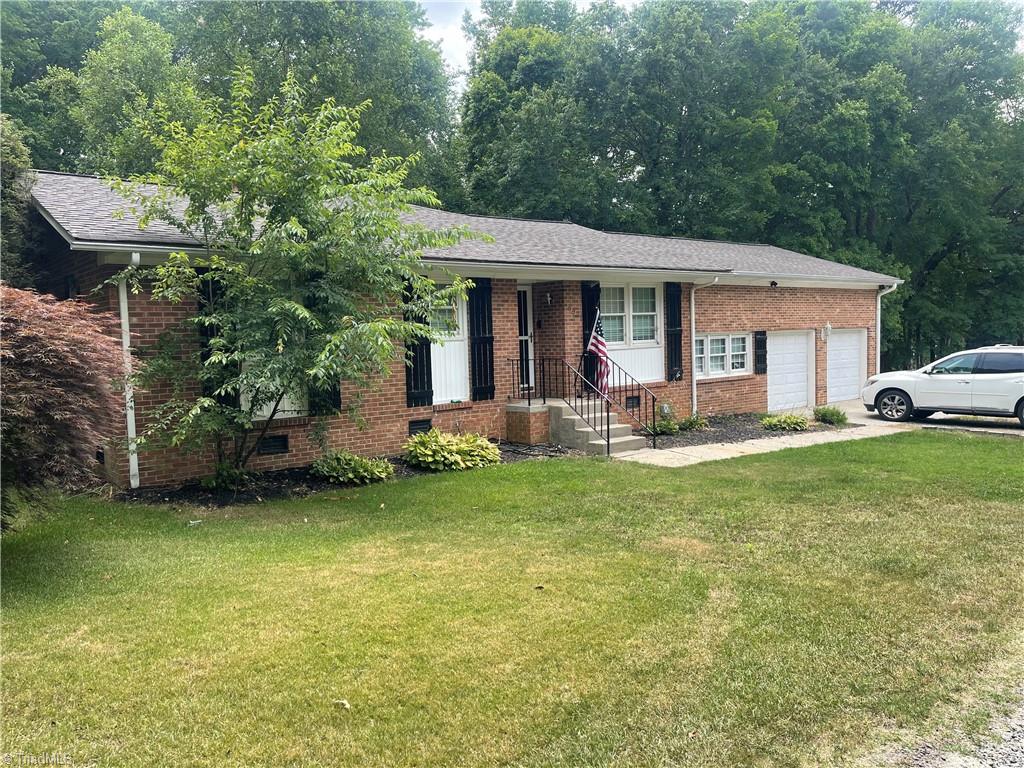 Benbow Merrill Rd, Oak Ridge, NC 27310