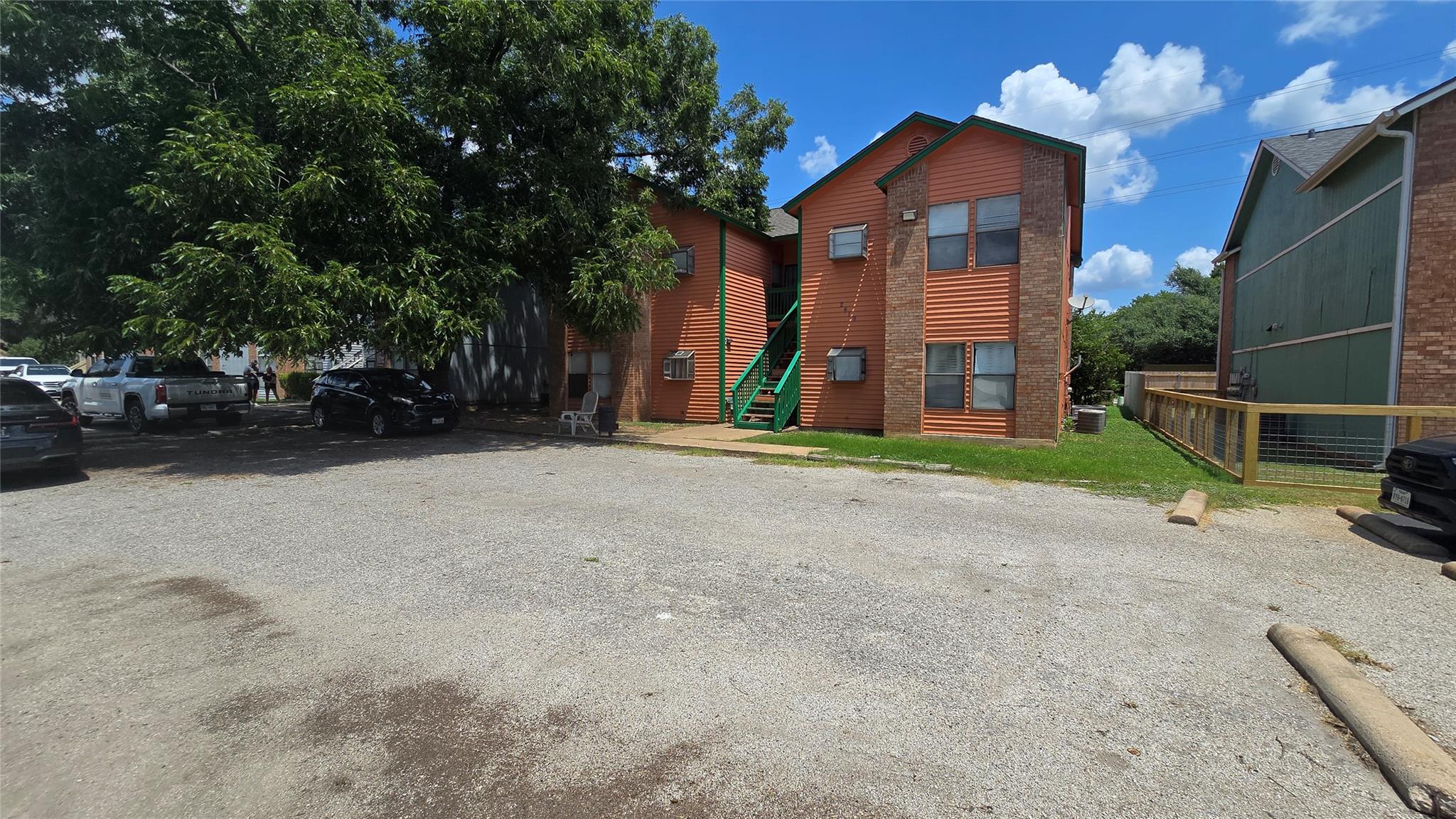 Residential Income in Austin 5