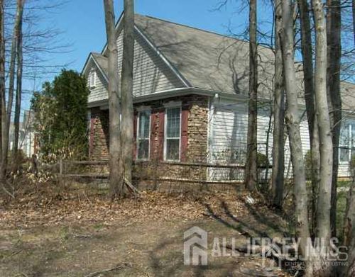 511 Skylark Dr, Monroe, NJ, 08831-5551 | Card Image