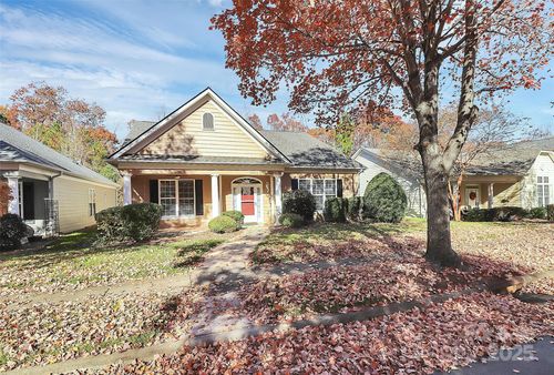 10046 Bishops Gate Blvd, Pineville, NC, 28134-6568 | Card Image