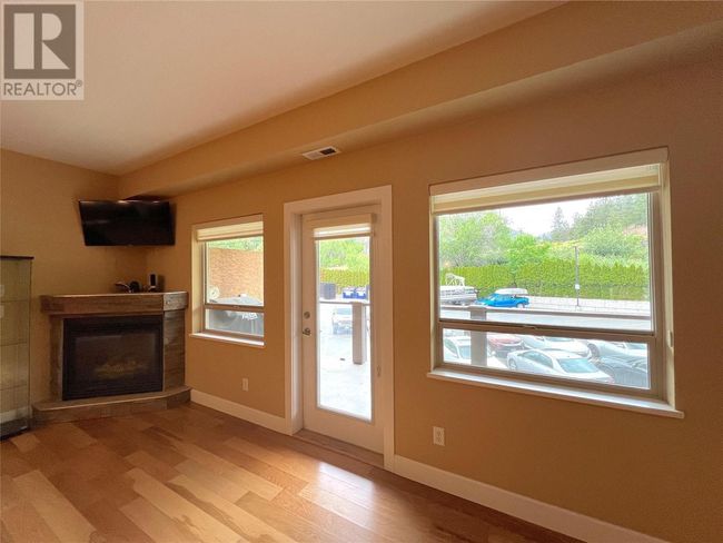 237 - 3996 Beach Ave, Condo with 2 bedrooms, 2 bathrooms and 1 parking in Peachland BC | Image 10