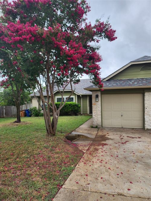 a-11917 Sunhillow Bnd, Austin, TX, 78758-3361 | Card Image