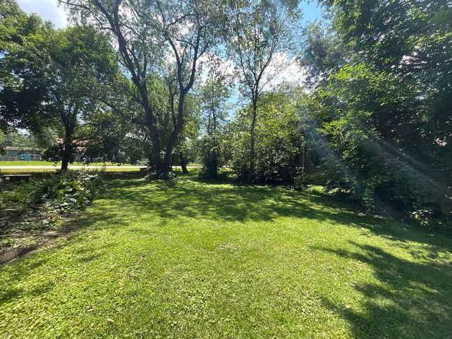 29W304 James Ave, House other with 2 bedrooms, 1 bathrooms and 4 parking in West Chicago IL | Image 6
