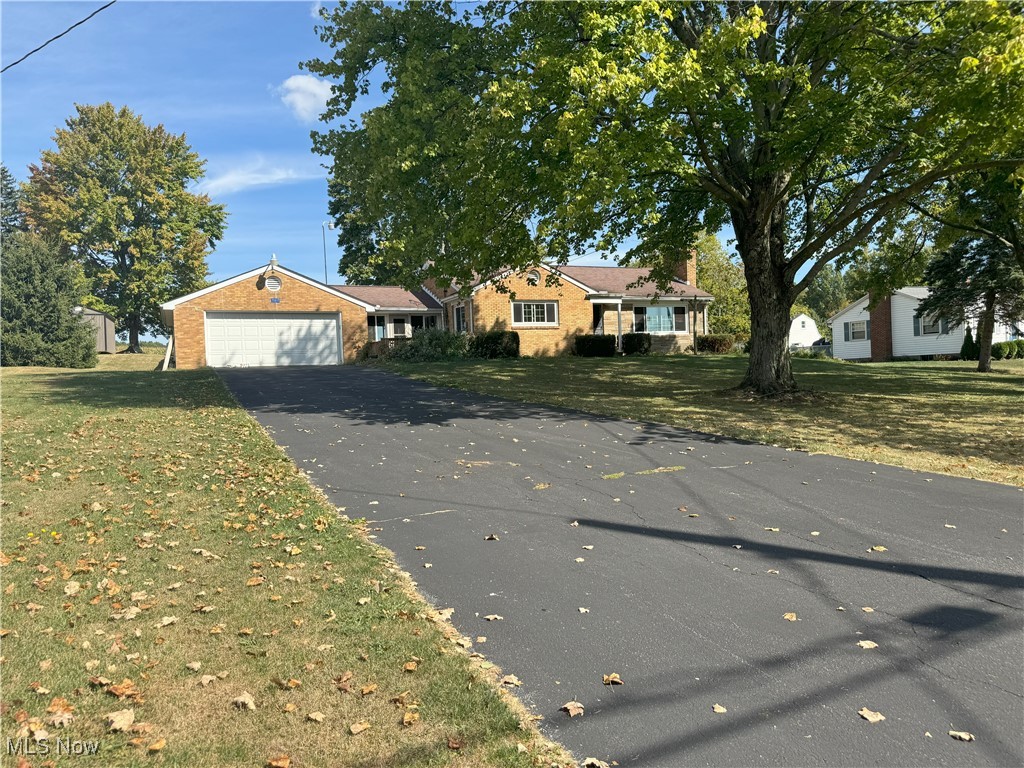 Taylor St, Alliance, OH 44601