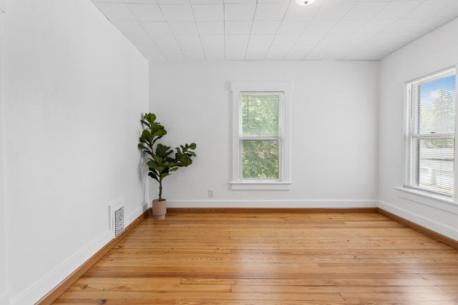 808 W Green St, House other with 5 bedrooms, 2 bathrooms and 2 parking in Champaign IL | Image 32