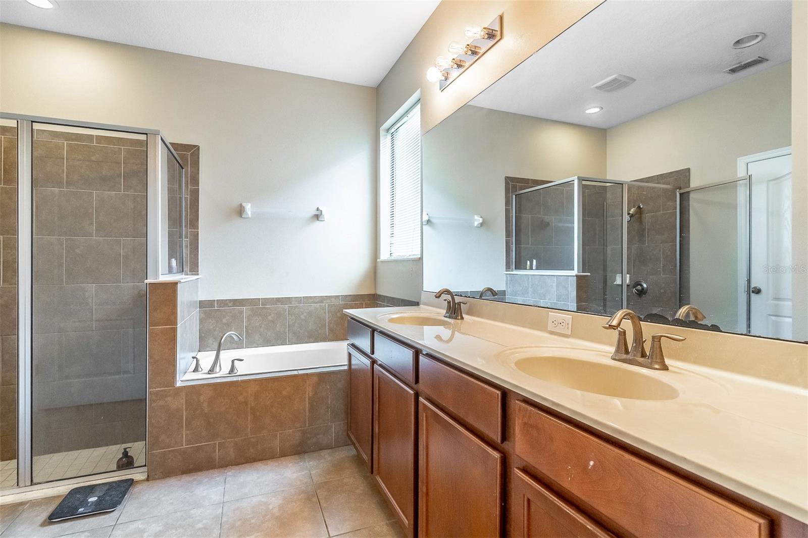 Residential in ORLANDO 4