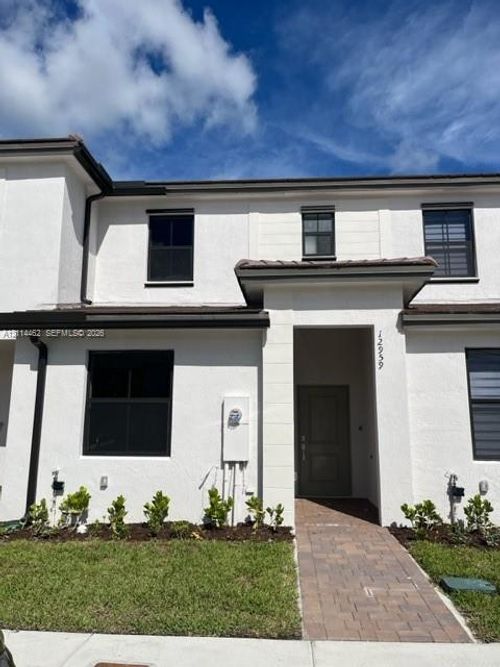 12959-12959 Sw 233rd Ter, Homestead, FL, 33032-9240 | Card Image