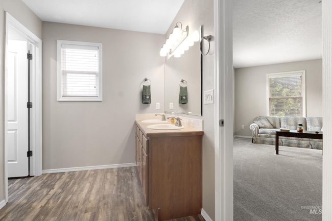 9143 W Alderberry Dr, House other with 5 bedrooms, 3 bathrooms and 2 parking in Boise ID | Image 36