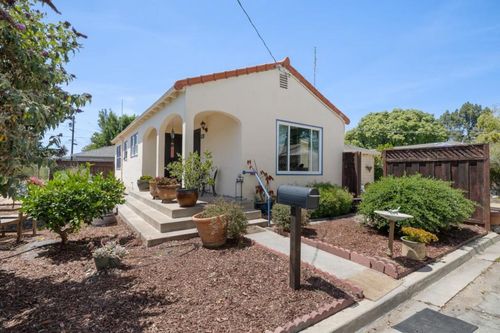 935 Di Giulio Court, Santa Clara, CA, 95050 | Card Image