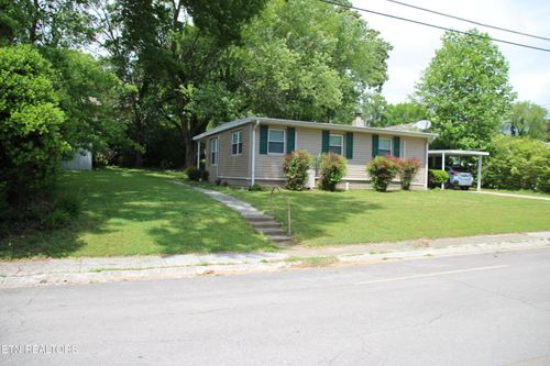 203 Northwestern Ave, Oak Ridge, TN, 37830-7508 | Card Image