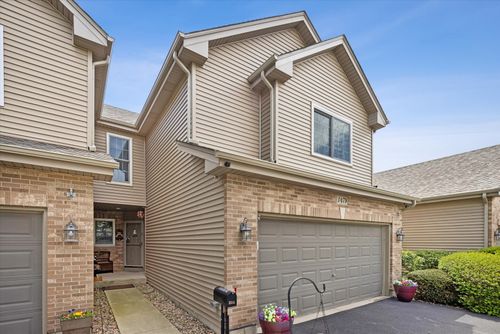 1479 Mackenzie Ln, Elgin, IL, 60120-9217 | Card Image